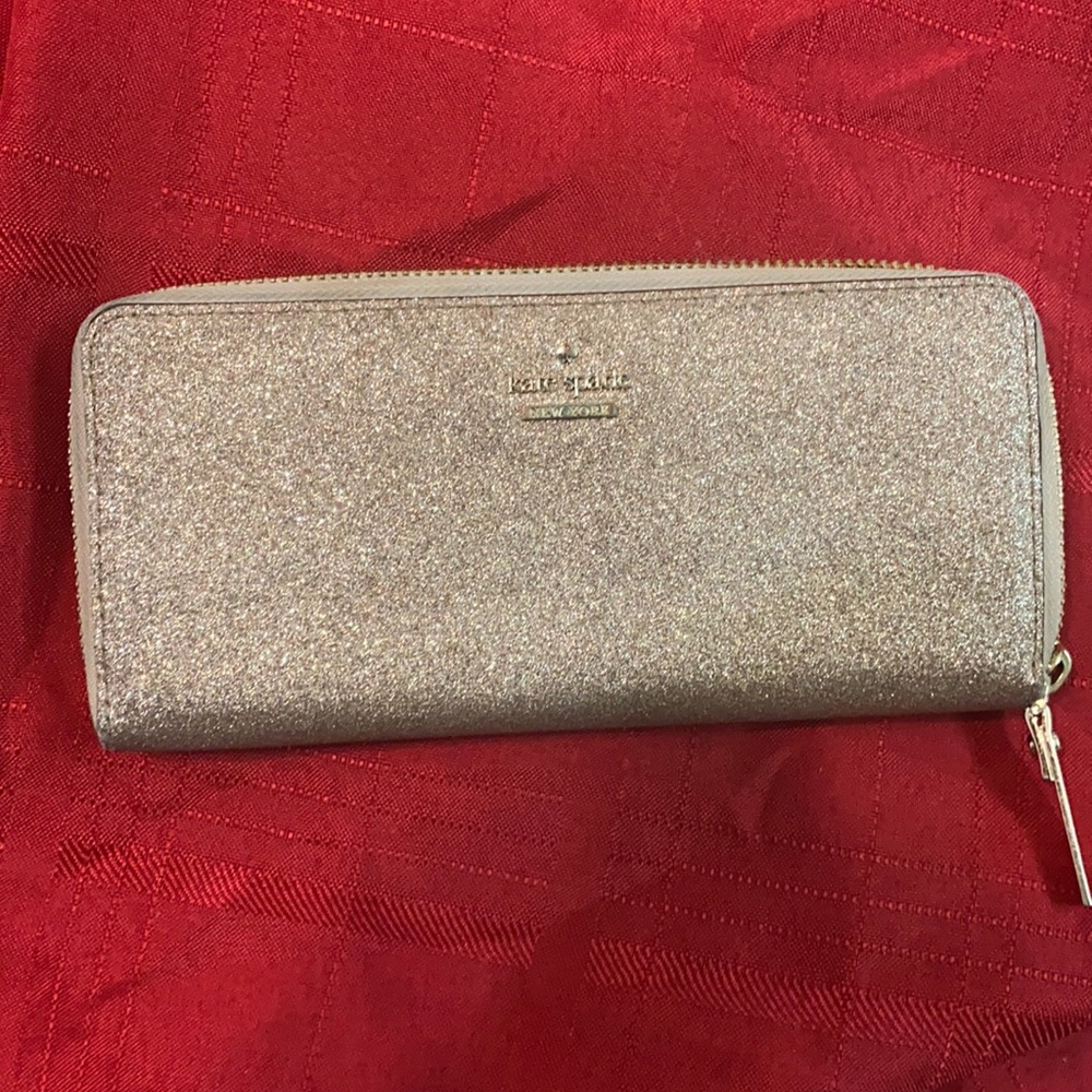 Kate Spade Wallet 🤩🤩